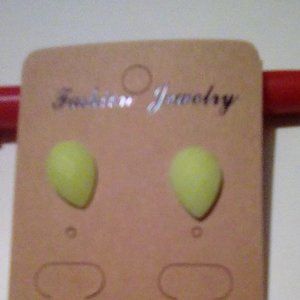 Women's Leafy Earrings